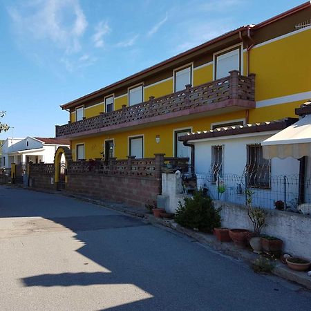 شقة Casa Colonia 1 SantʼAnna Arresi المظهر الخارجي الصورة