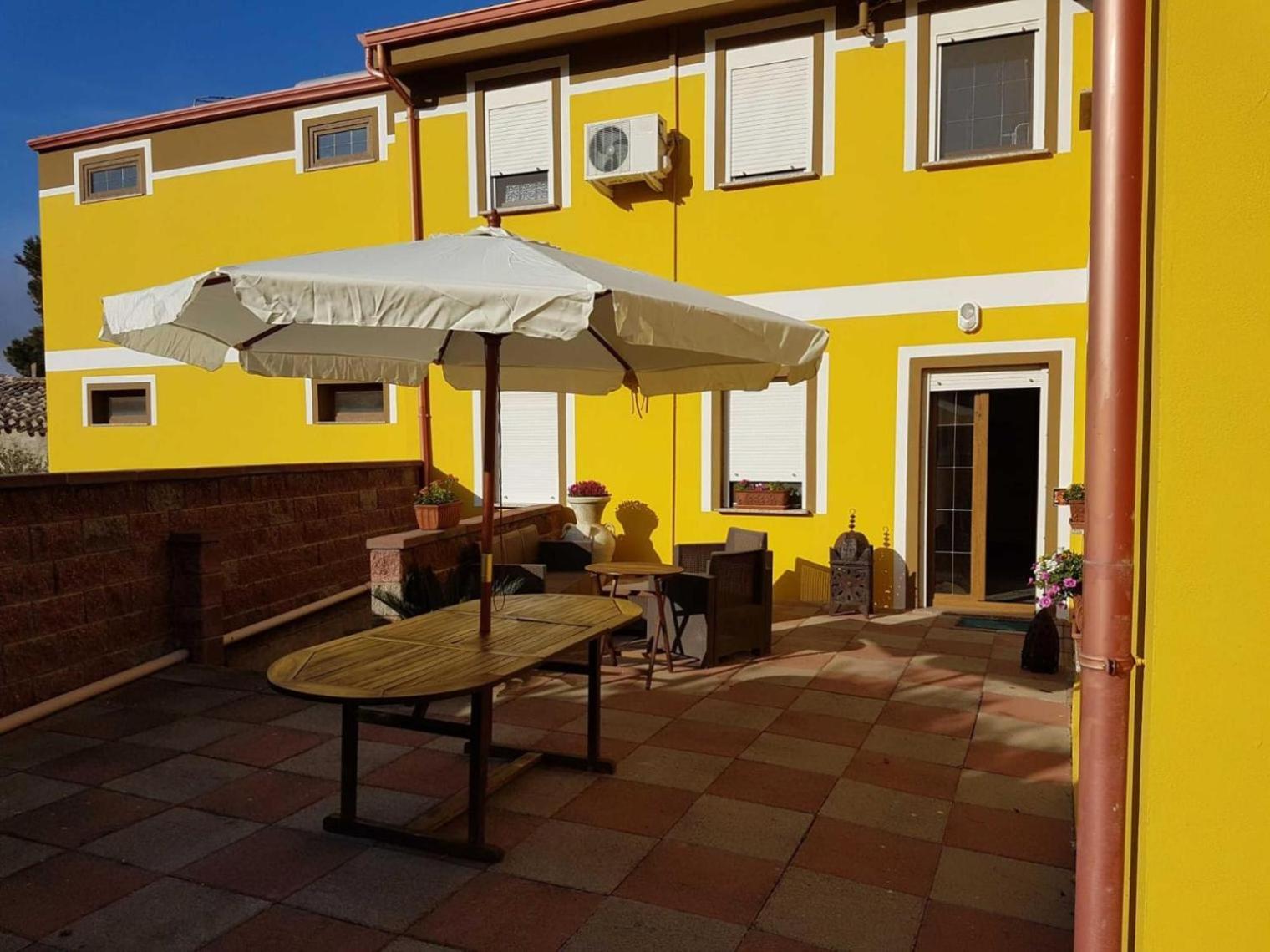 شقة Casa Colonia 1 SantʼAnna Arresi المظهر الخارجي الصورة